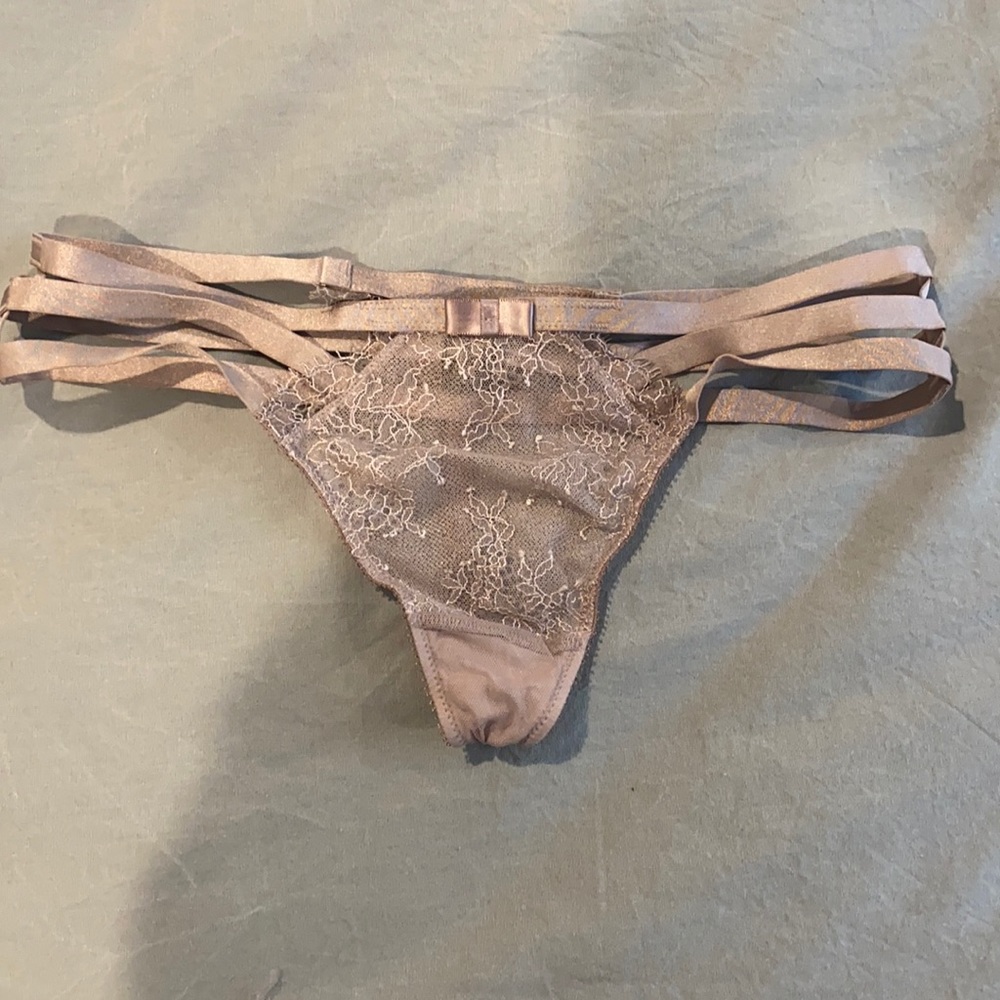 Victoria’s Secret Lilac Strappy Thong Panty